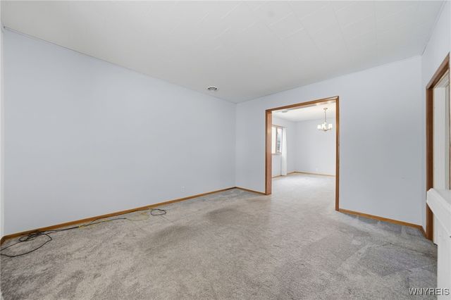 350 East Street, Buffalo, NY 14207