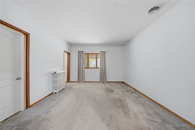 350 East Street, Buffalo, NY 14207