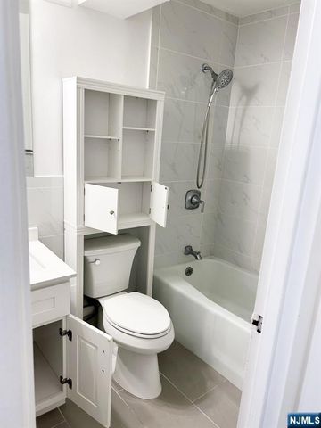 1600 Center Avenue 12C, Fort Lee, NJ 07024