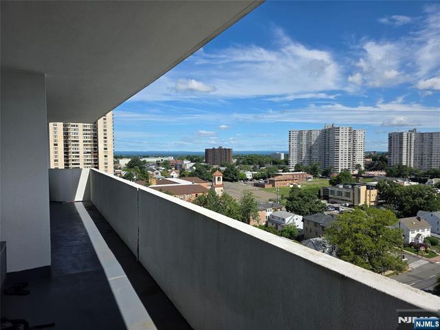 1600 Center Avenue 12C, Fort Lee, NJ 07024