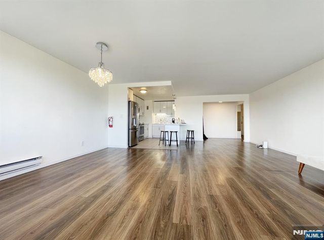 1600 Center Avenue 12C, Fort Lee, NJ 07024