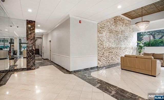 1600 Center Avenue 12C, Fort Lee, NJ 07024