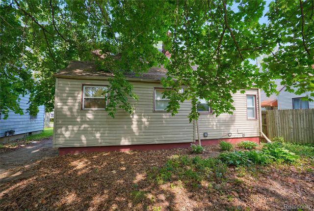 3210 Brownell Boulevard, Flint, MI 48504