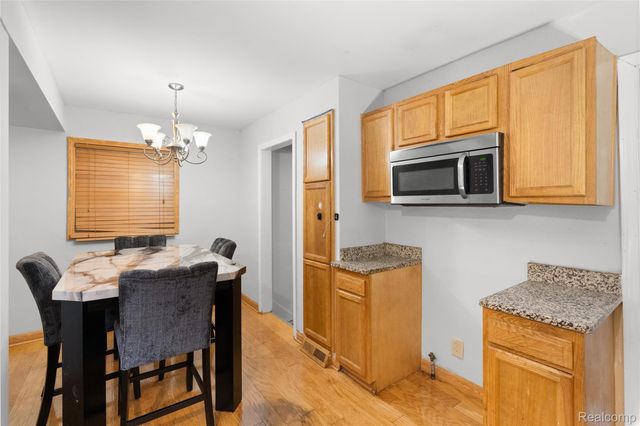 3210 Brownell Boulevard, Flint, MI 48504