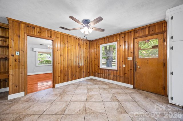 7233 Tuckaseegee Road, Charlotte, NC 28214
