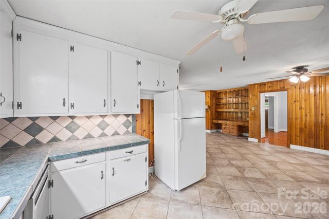 7233 Tuckaseegee Road, Charlotte, NC 28214