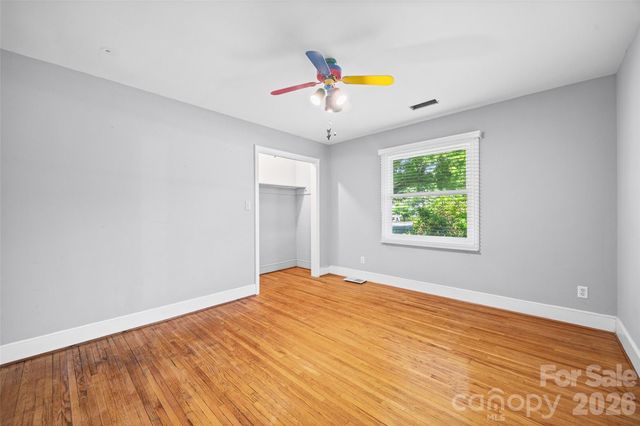 7233 Tuckaseegee Road, Charlotte, NC 28214