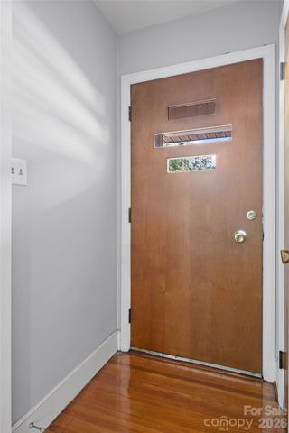 7233 Tuckaseegee Road, Charlotte, NC 28214