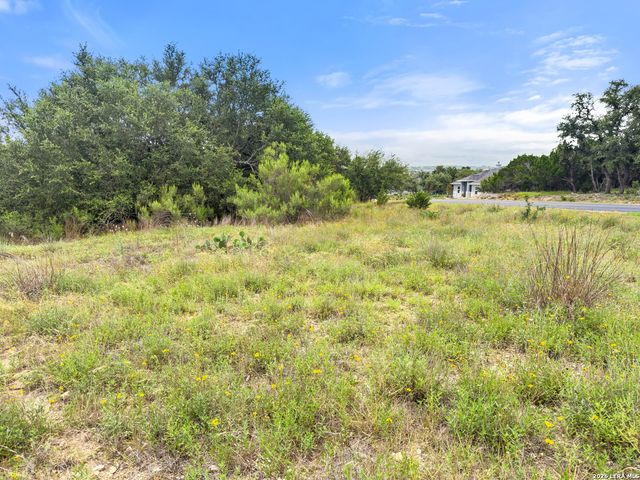 419 Cielo Vista, Canyon Lake, TX 78133