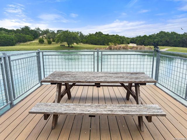 419 Cielo Vista, Canyon Lake, TX 78133