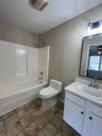 336 E Cardinal Glen Drive, Bloomington, IN 47401