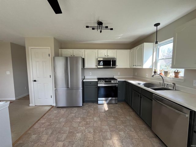 336 E Cardinal Glen Drive, Bloomington, IN 47401