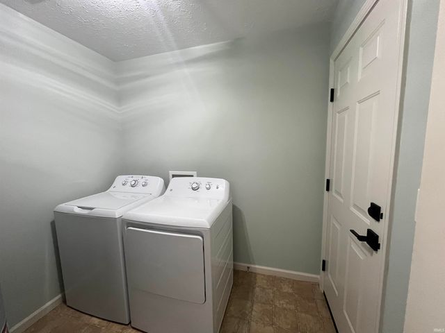 336 E Cardinal Glen Drive, Bloomington, IN 47401