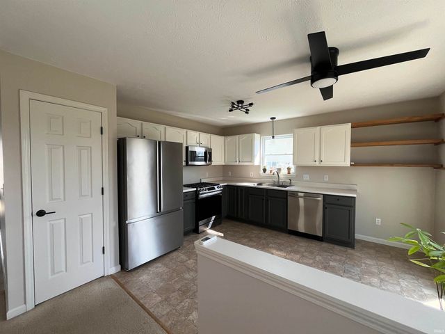 336 E Cardinal Glen Drive, Bloomington, IN 47401