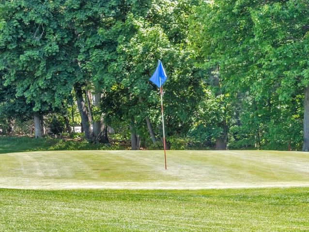 8 Rainbow Pond Dr 5, Walpole, MA 02081