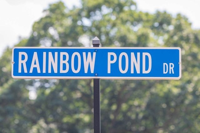 8 Rainbow Pond Dr 5, Walpole, MA 02081