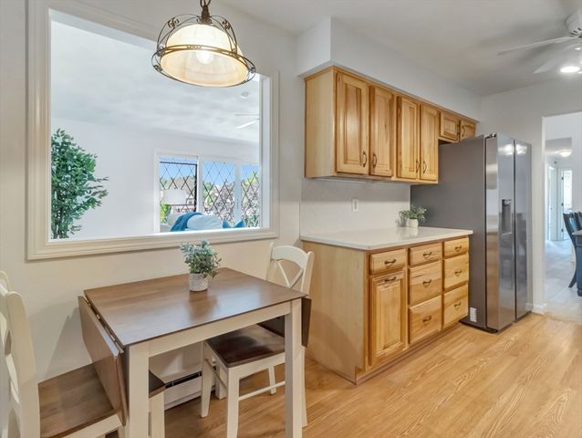 8 Rainbow Pond Dr 5, Walpole, MA 02081