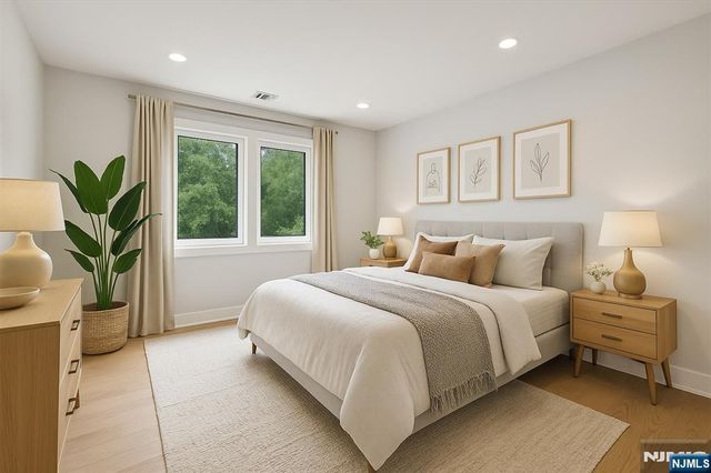 11 Eagles Nest Terrace, West Milford, NJ 07480