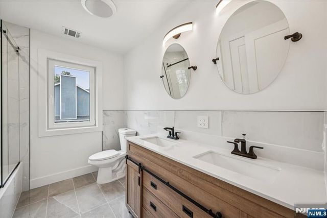 11 Eagles Nest Terrace, West Milford, NJ 07480