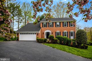 1630 LOZANO DR, Vienna, VA 22182
