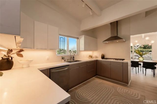 3534 Stonehill, Sherman Oaks, CA 91423
