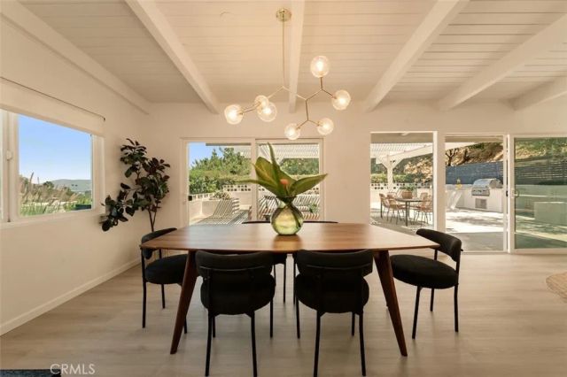 3534 Stonehill, Sherman Oaks, CA 91423
