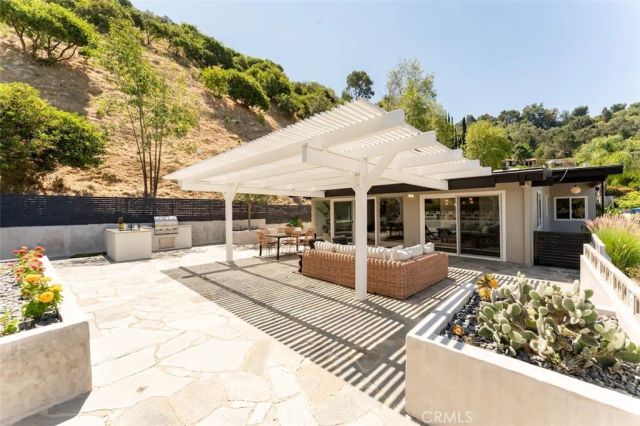 3534 Stonehill, Sherman Oaks, CA 91423