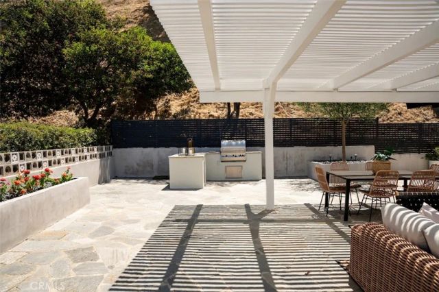 3534 Stonehill, Sherman Oaks, CA 91423