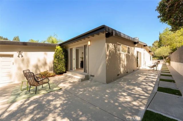 3534 Stonehill, Sherman Oaks, CA 91423