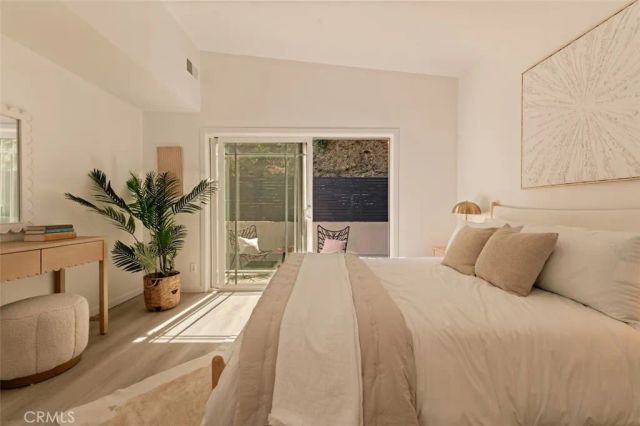 3534 Stonehill, Sherman Oaks, CA 91423