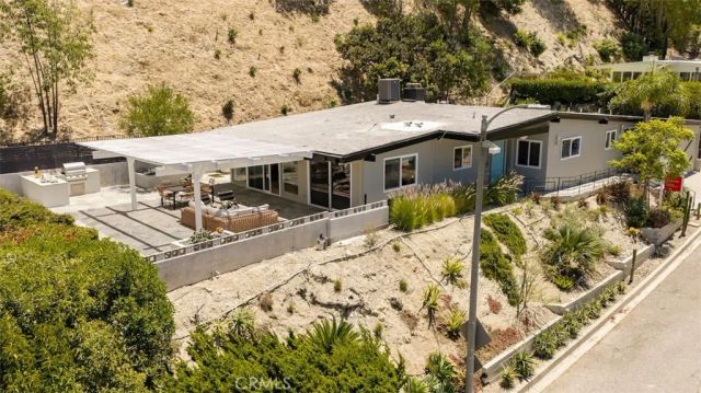 3534 Stonehill, Sherman Oaks, CA 91423