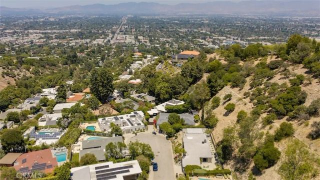 3534 Stonehill, Sherman Oaks, CA 91423