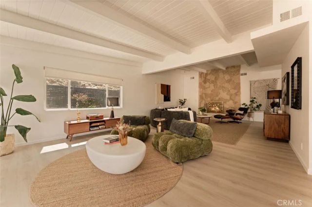 3534 Stonehill, Sherman Oaks, CA 91423
