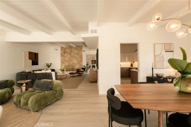 3534 Stonehill, Sherman Oaks, CA 91423