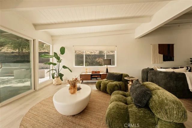 3534 Stonehill, Sherman Oaks, CA 91423