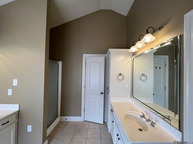 6400 Pelican Crossing Dr, Gonzales, LA 70737