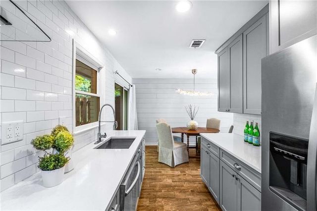 136 Peachtree Memorial NW Drive NC8, Atlanta, GA 30309