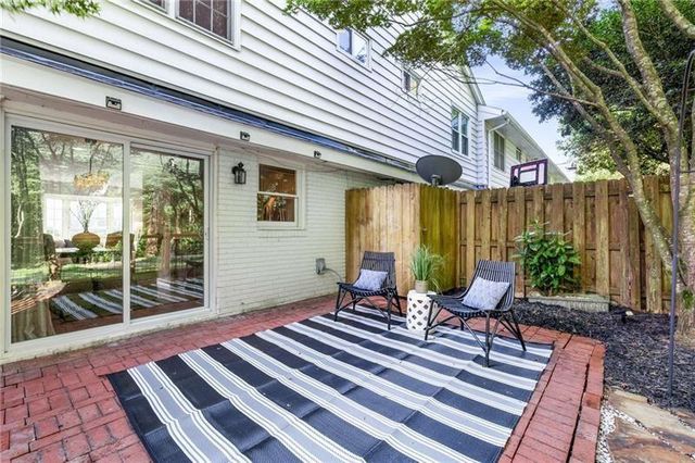 136 Peachtree Memorial NW Drive NC8, Atlanta, GA 30309