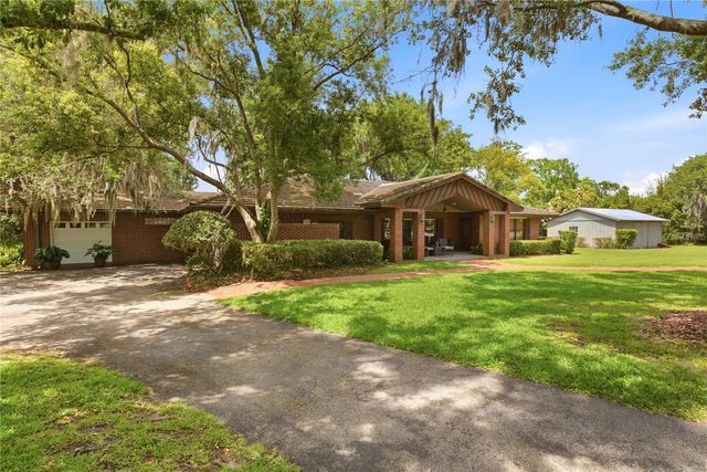 4910 E LAKE DRIVE, Winter Springs, FL 32708