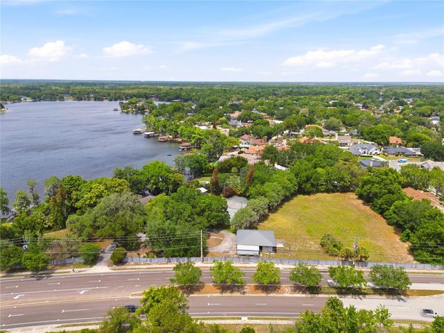 4910 E LAKE DRIVE, Winter Springs, FL 32708