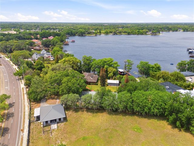 4910 E LAKE DRIVE, Winter Springs, FL 32708