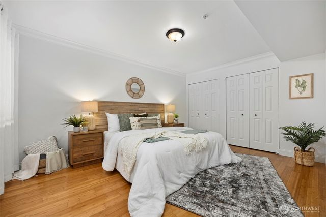 1001 N State Street #403, Bellingham, WA 98225