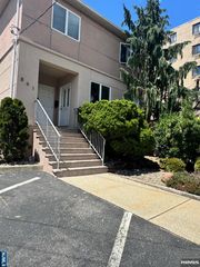 861 Main Street 1, Hackensack, NJ 07601