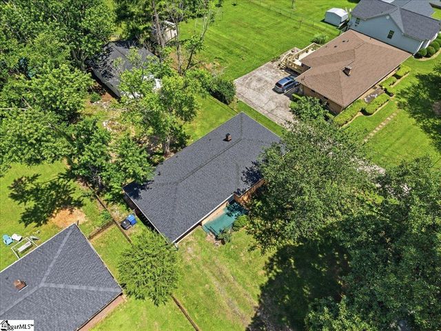 15 Duncan Road, Greenville, SC 29617