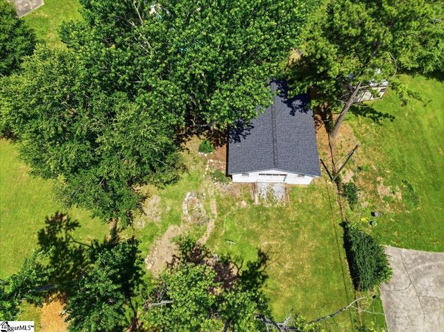 15 Duncan Road, Greenville, SC 29617