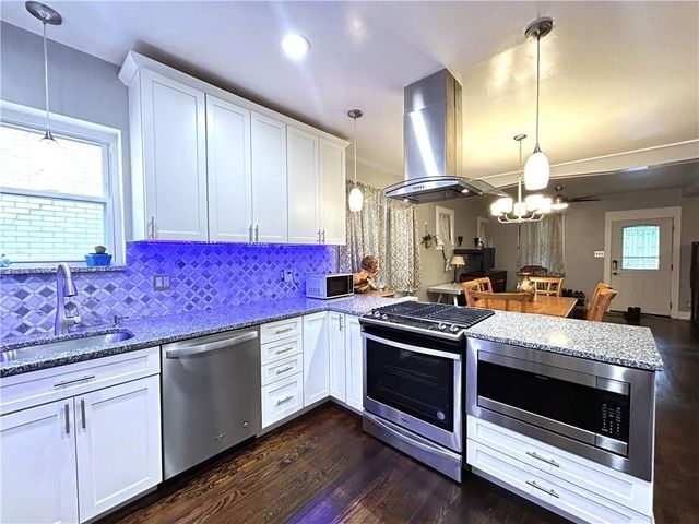 305 Marion Avenue, Forest Hills Boro, PA 15221
