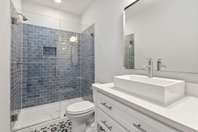 19 Broadway Street, Mount Pleasant, SC 29464