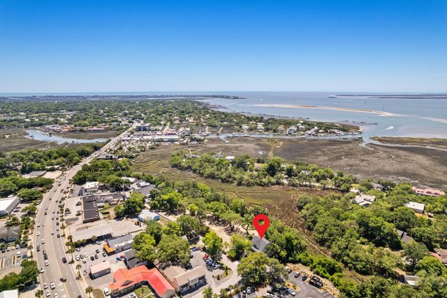 19 Broadway Street, Mount Pleasant, SC 29464