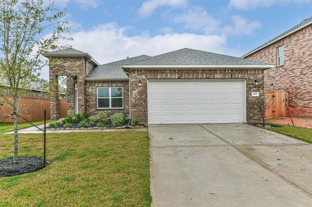 2127 Port Jackson Drive, Texas City, TX 77568