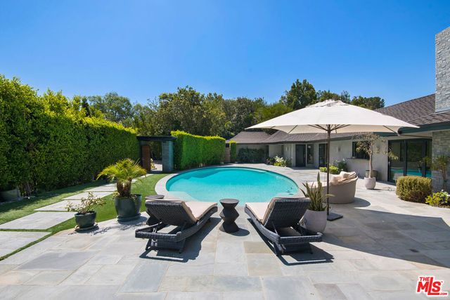 3035 Lake Glen Drive, Beverly Hills, CA 90210